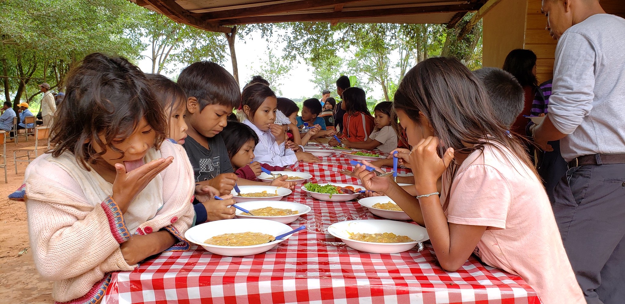Nutriendo el futuro: alimentación escolar con enfoque de Derechos 
